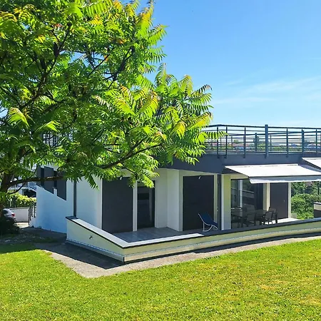 Holiday home Cozy In With Wifi *